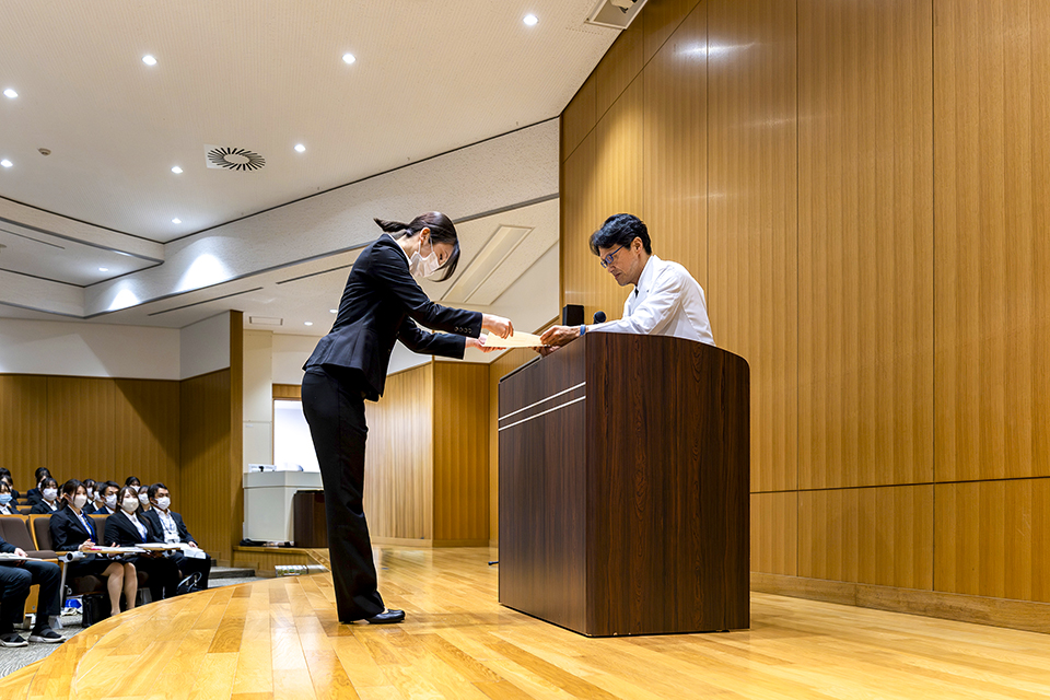 辞令交付・研修オリエンテーション①